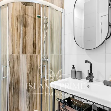 Apartamento Cosy In Centre Of San Blas Lm1